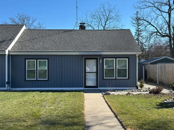 117 S 15th St #117, Chesterton, IN 46304