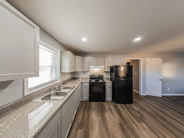 120 Lake Dr #3 — Photo 12