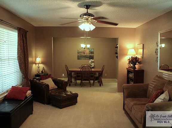 3rd image of 1709 Pecan Ct