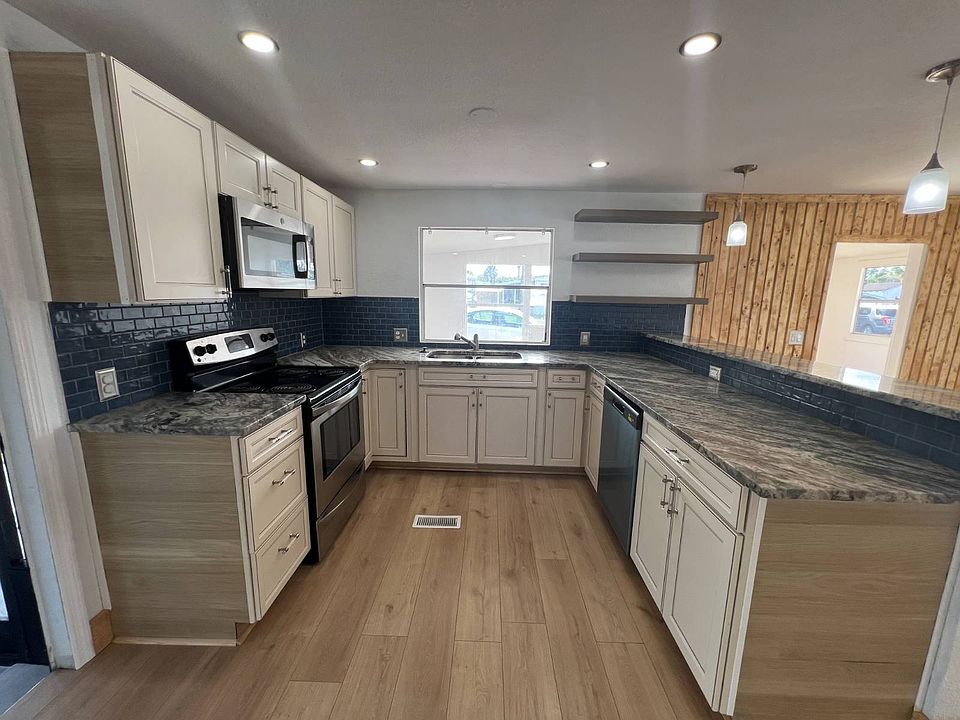 1st image of 4663 Bluejay Ln