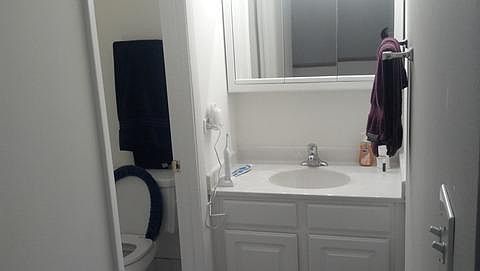 3rd image of 1239 E Prairie Brook Dr APT B