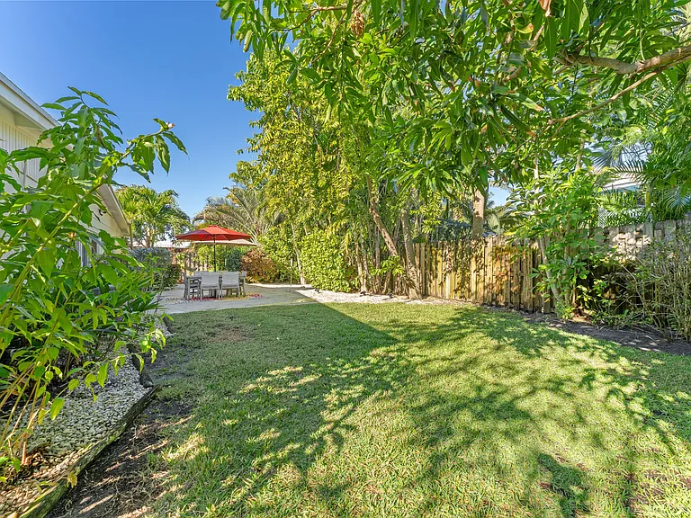429 Inlet Rd — Photo 35