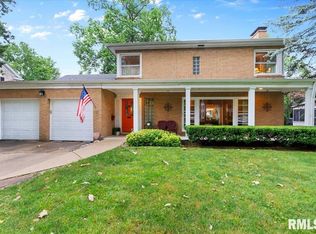 1704 S Bates Ave, Leland Grove, IL 62704