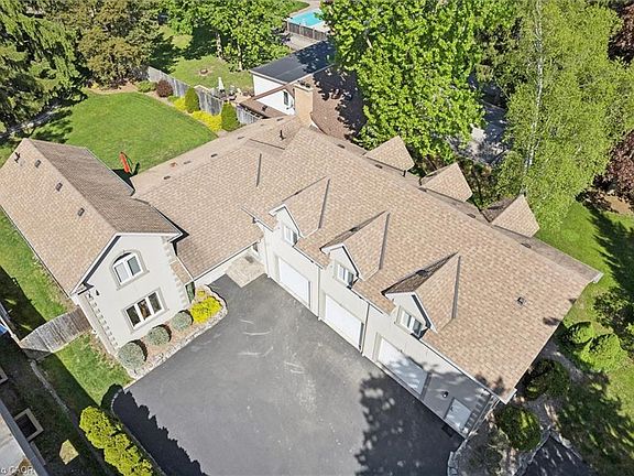 3rd image of 57 Margaret Ave S