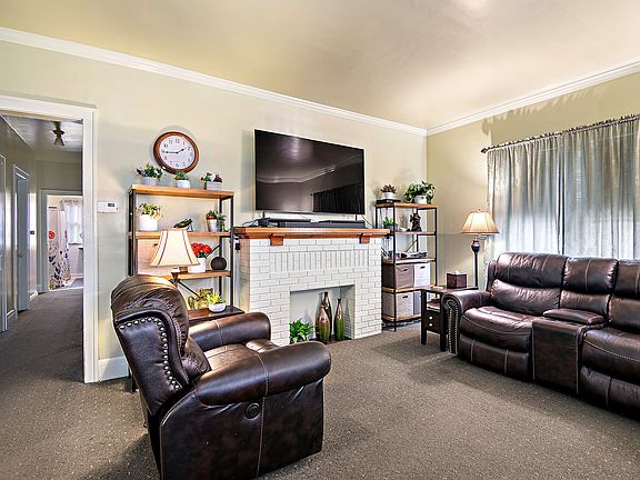 3rd image of 396 S Wildwood Ave