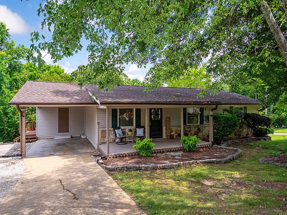2nd image of 1636 Wendy Cir