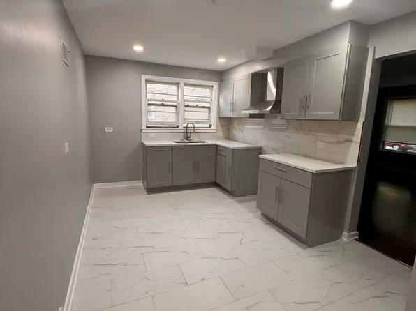8912 Lavergne Ave Unit 1A, Skokie, IL 60077