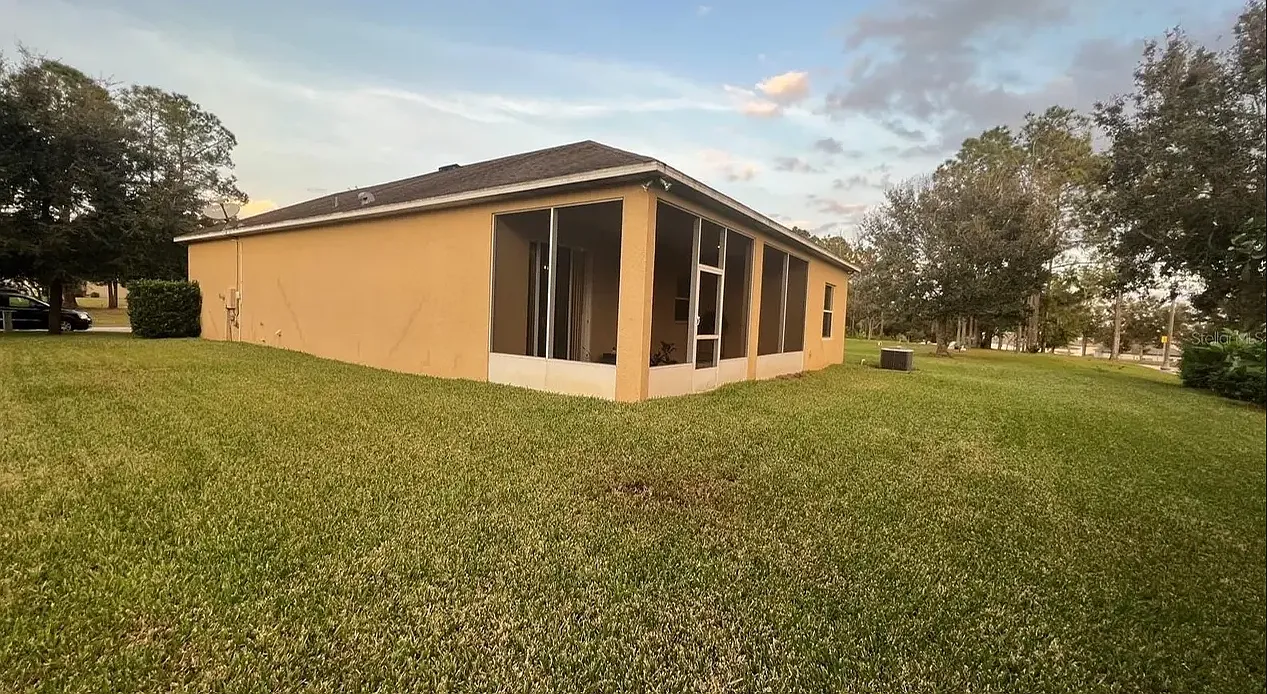 3 bed, 1634 sqft, $1,900 — Photo 4