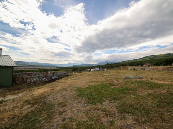27 Skyline Dr, Babb, MT 59411