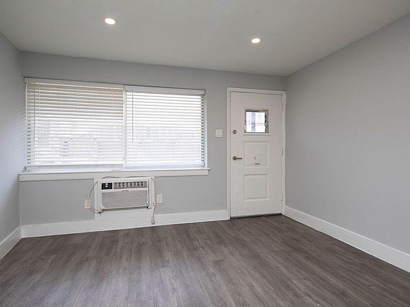 5th image of 6009 N 10th St #2B-1Ba-850Sqft
