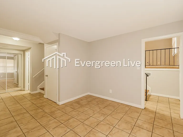 9408 Richmond Ave — Photo 9