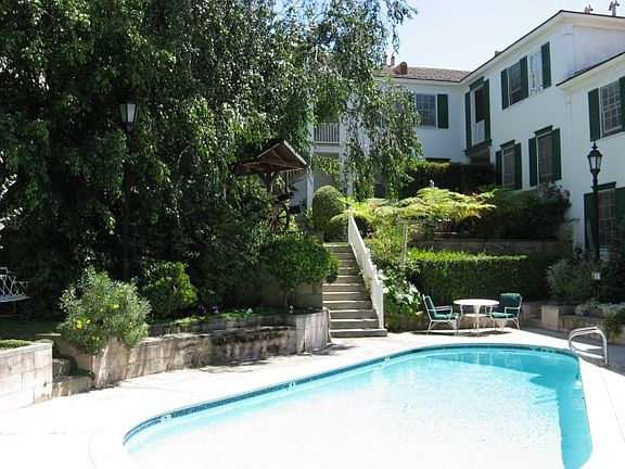 5th image of 4028 Los Feliz Blvd APT 3