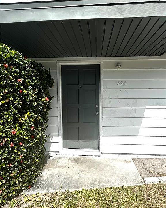 1st image of 2695 Fruitville Rd