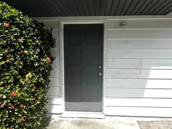 2695 Fruitville Rd, Sarasota, FL 34237