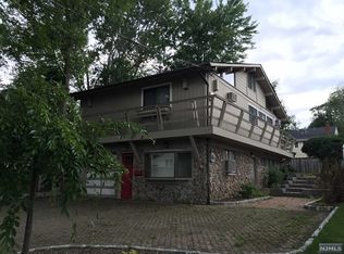 59 Woodland Rd, Demarest, NJ 07627