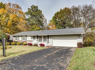 1859 Clearbrook Dr, Stow, OH 44224