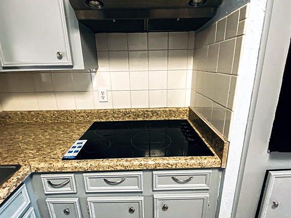 NEW STOVE TOP AND FAN