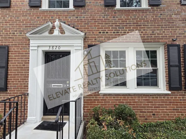 3820 V St SE #1, Washington, DC 20020