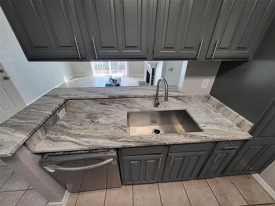 Woodforest Condominiums 12955 Woodforest Blvd Houston TX Zillow