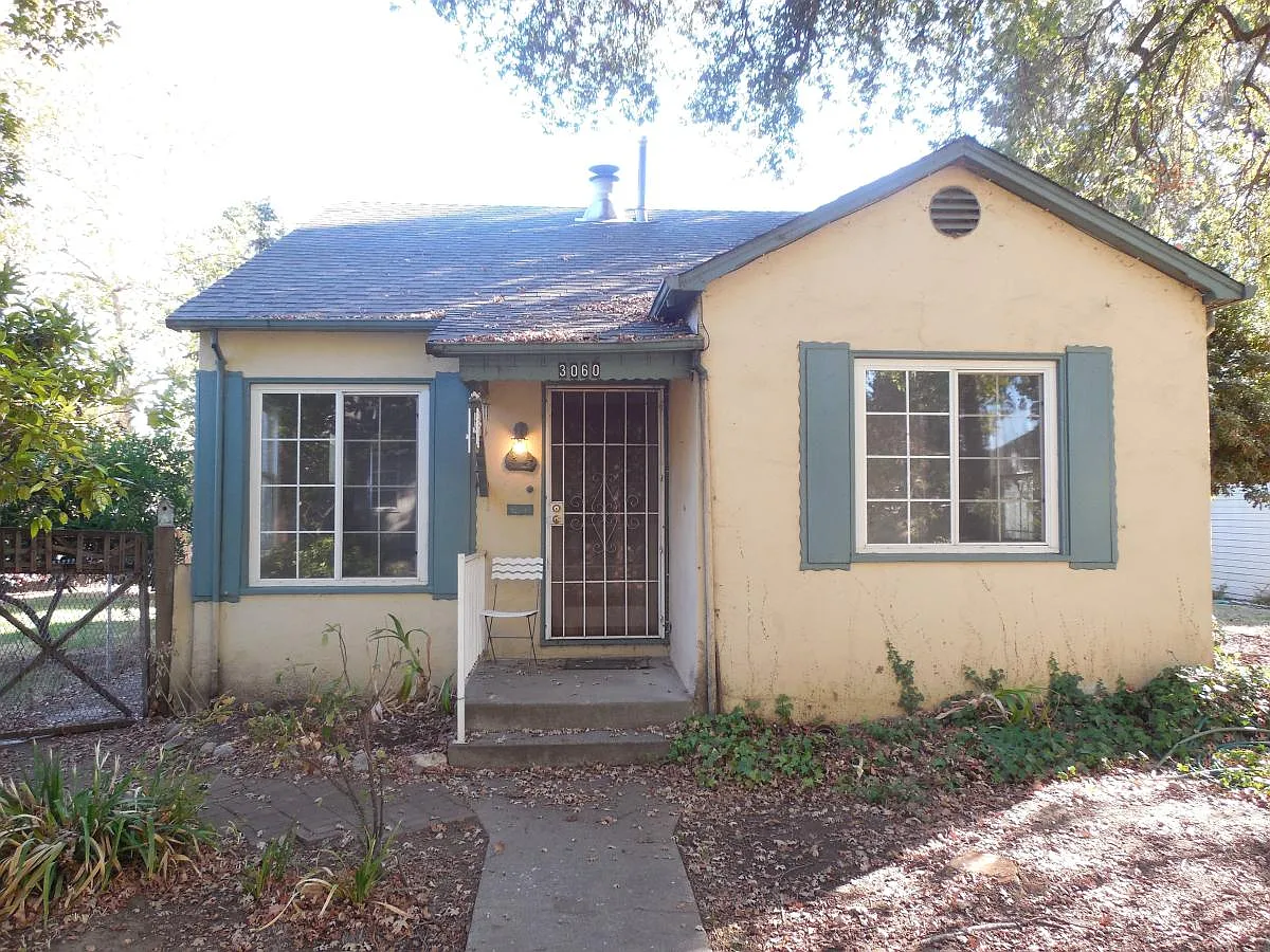 3060 Donner Way photo 1