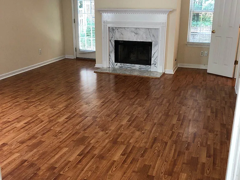 638 N Fairfield Dr — Photo 3