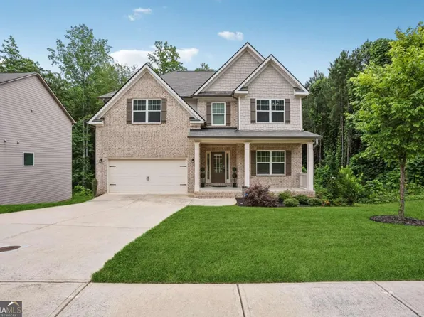 5662 Valley Loop, Fairburn, GA 30213