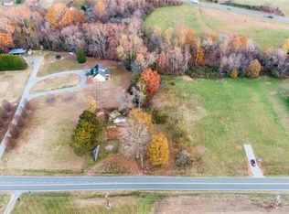 5231 Belews Creek Rd, Walkertown, NC 27051