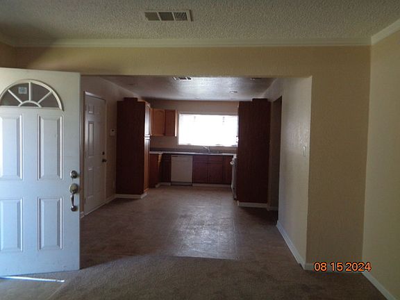 4th image of 164 N West St