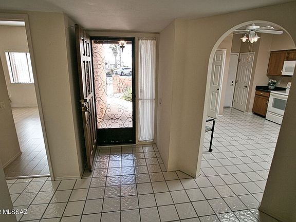 3rd image of 1622 W Agave Ln