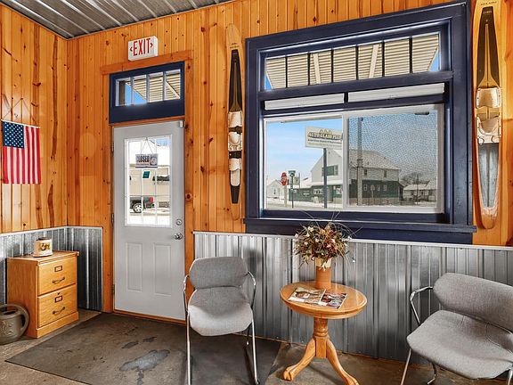 5th image of 108 North Main STREET
