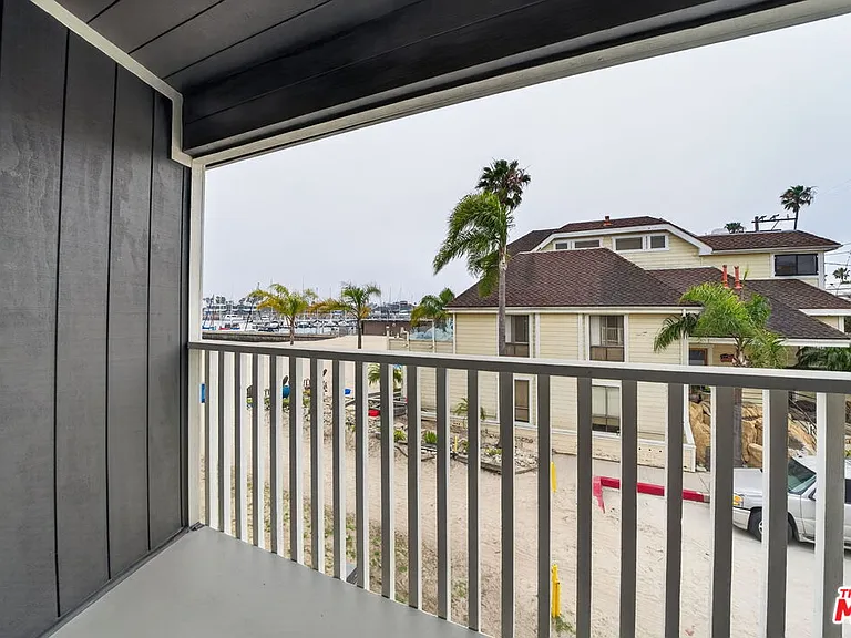 6819 E Ocean Blvd — Photo 44
