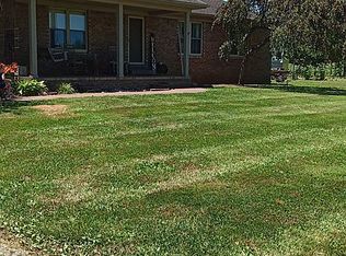 421 Lewis Rd, Bowling Green, KY 42104