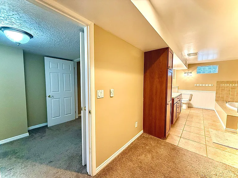 8730 N Silver Spur Rd — Photo 28