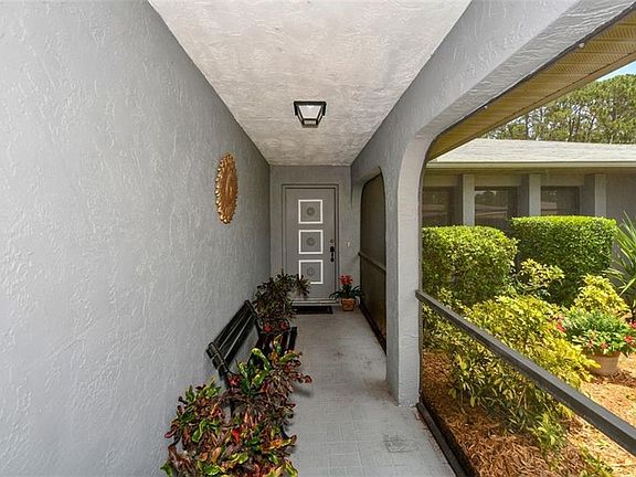 4th image of 1946 Briar Creek Pl
