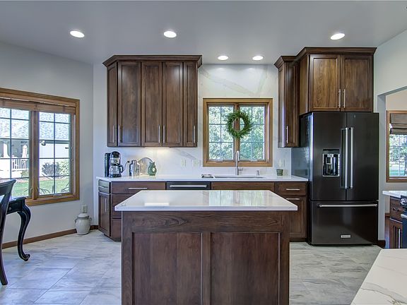 3rd image of 4264 Mill Ridge Circle