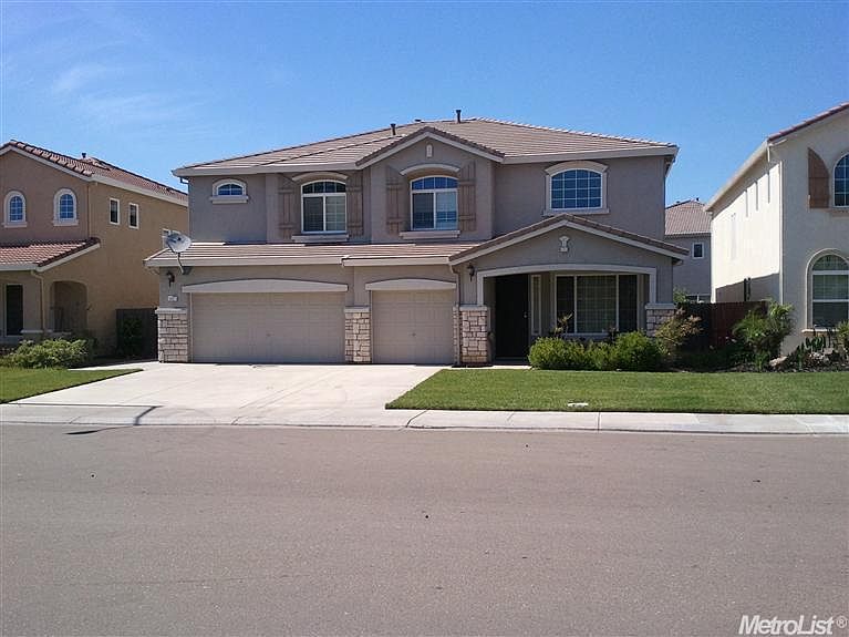 1st image of 3631 Angelina Ln