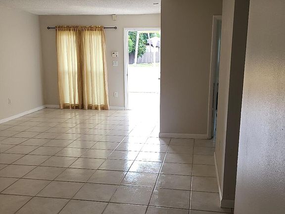 3rd image of 19435 NW 53rd Ct