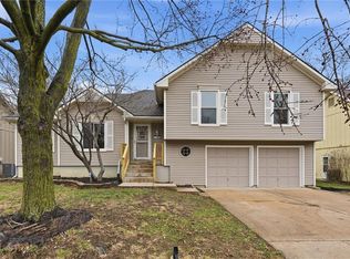 1200 SE 7th St, Lees Summit, MO 64063