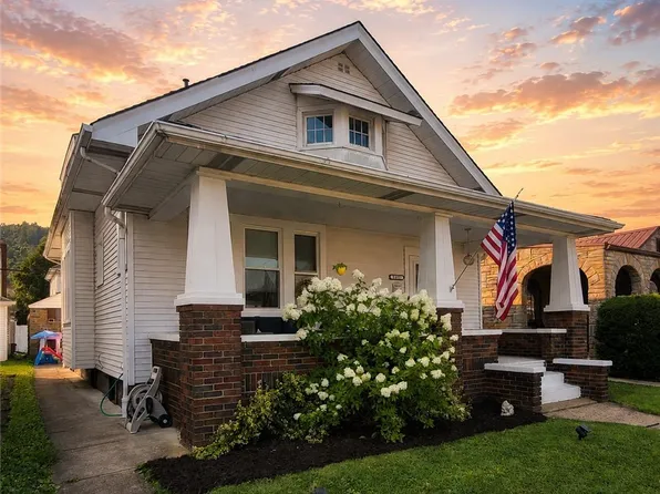 1127 Pearl St, Martins Ferry, OH 43935