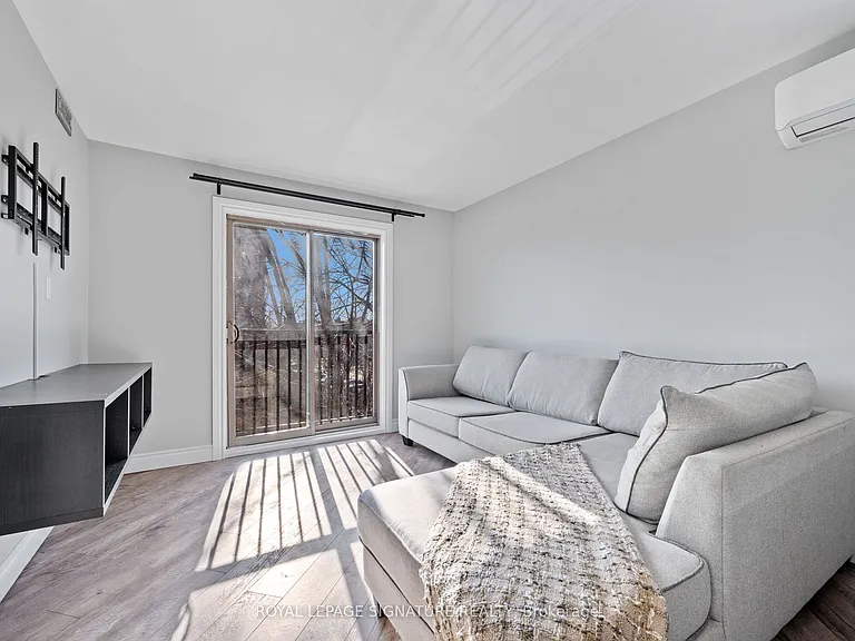 28 Victoria Ave N #312 — Photo 9