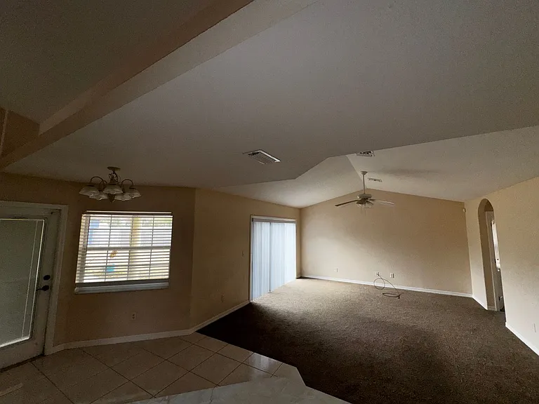 10330 SW 54th Ct — Photo 10