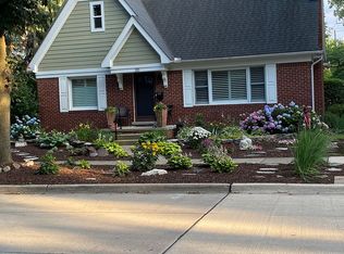 20 Sylvan Ave, Pleasant Ridge, MI 48069