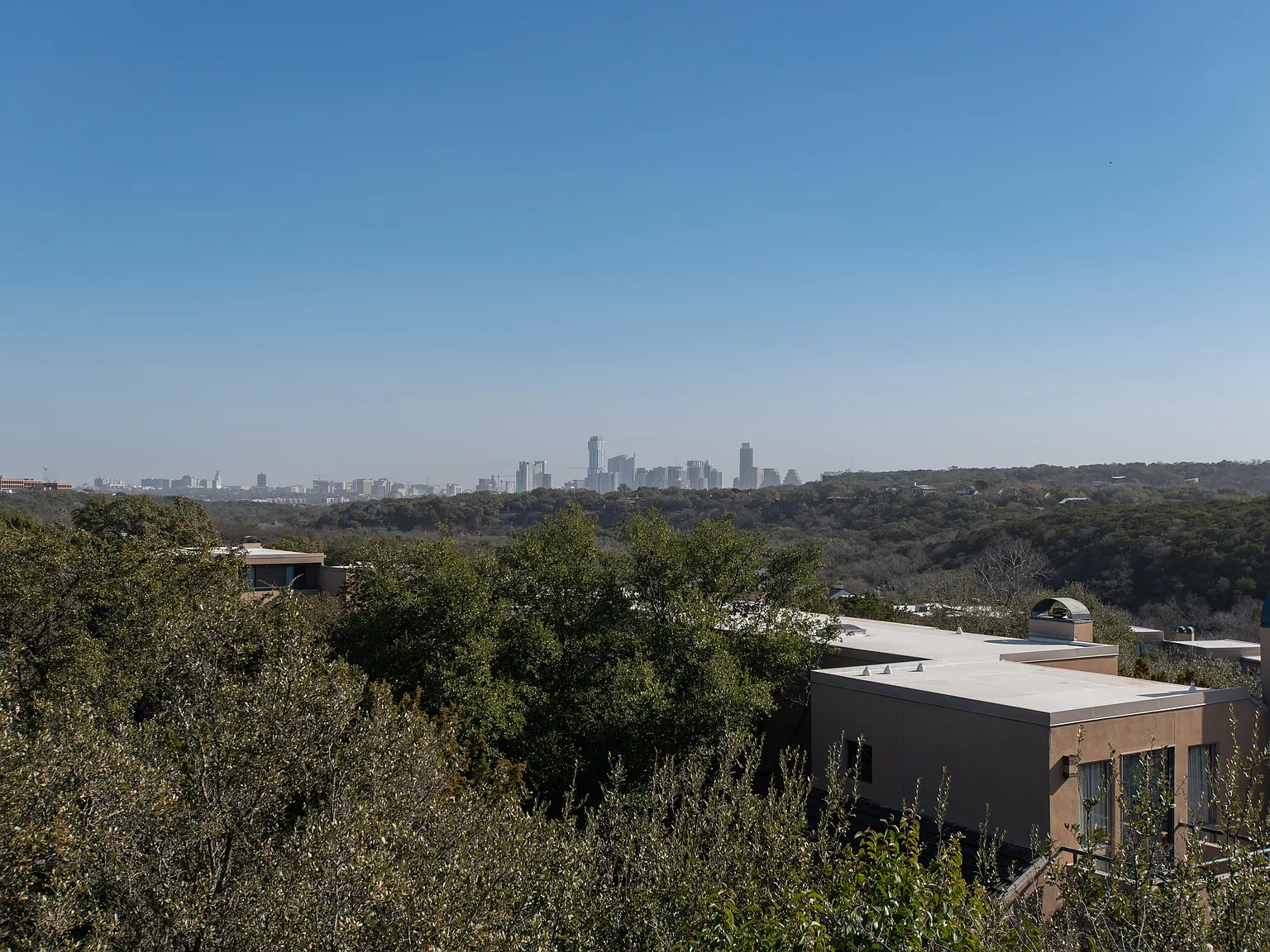 1 bed, 820 sqft, $2,195 — Photo 3