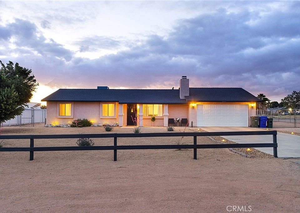 1st image of 22672 El Centro Rd