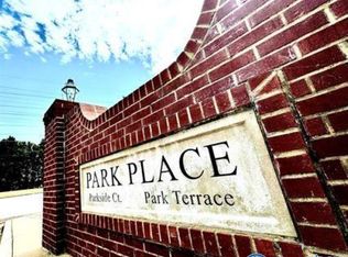 903 Parkside Ct SE, Decatur, AL 35601