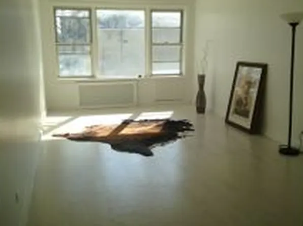 2600 East 21st Street image 1 of 9