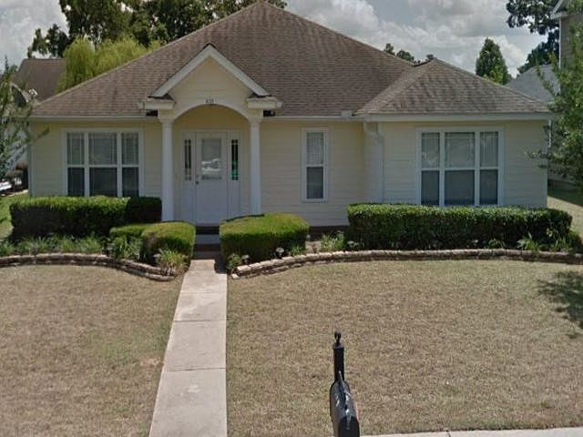 1st image of 6129 Eastfield Trl