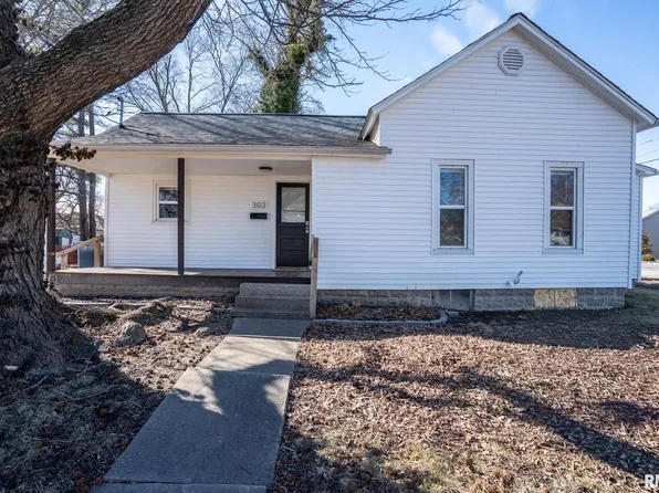 303 Washington St, Carterville, IL 62918