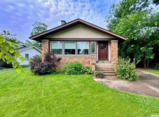 5117 N Prospect Rd, Peoria Heights, IL 61616