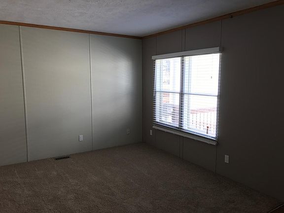 5th image of 205 Hazelwood Dr Lot 13